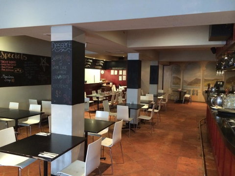 Star Bar Cafe & Hotel - Tourism TAS 3