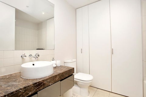 StayCentral On Nott - Hobart Tourism 3