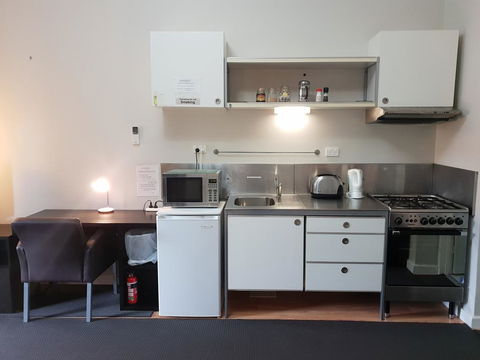 Stirling Apartments - Studio 2 - Hobart Tourism 2