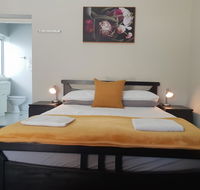 Stirling Apartments - Studio 2 - Hobart Tourism