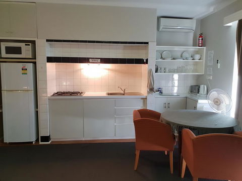 Stirling Apartments - Studio 3 - Hobart Tourism 1