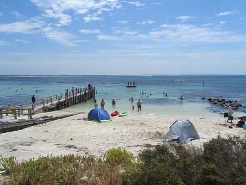 Storm Bay Cottage - Hobart Tourism 3
