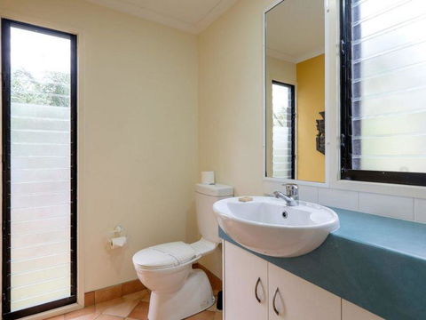 Straddie Beach House 2 - Hobart Tourism 1