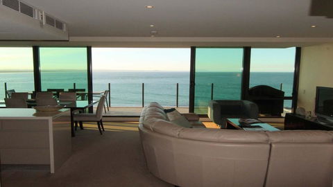 Strand Beachside 1003 - Penthouse - Hobart Tourism 1