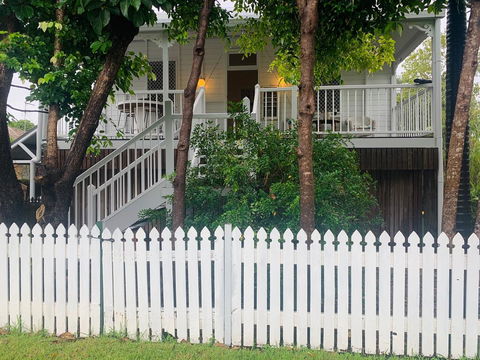 Stranded In Oz Stay In Relaxing Environment, FREE WIFI, NETFLIX, POOL, AIR CON - Tourism TAS 0