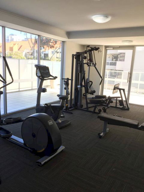 Stunning 2 Storey Apartment In Perth's CBD - Hobart Tourism 3