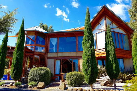 STUNNING HOME WITH AMAZING VIEWS - Just 20 Mins To The City And Only 10 To MONA! - Tourism TAS 3