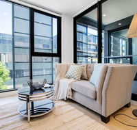 Stunning LightBright New One Bedroom APTHawthron - Hobart Tourism