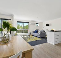 Stylish and Spacious Launceston Villa  Free Wifi