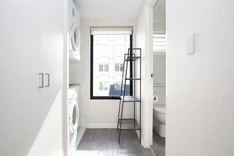 Stylish Loft Steps From City In Best Neighbourhood - Tourism TAS 3