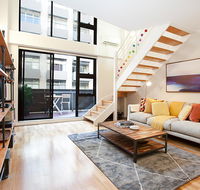 Stylish Loft Steps From City In Best Neighbourhood - Tourism TAS