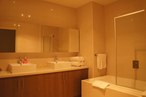 Summer Inn Holiday Apartments - Hobart Tourism 3