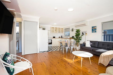 Sun Shack @ Culburra - Pet Friendly - 3 Mins To Beach - Hobart Tourism 3