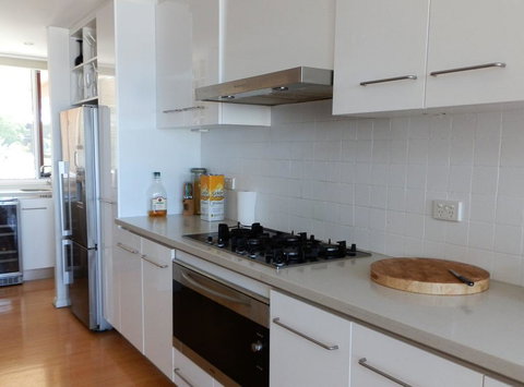 Sun, Sand, Sea And Salty Kisses Cottesloe Beach House - Tourism TAS 1