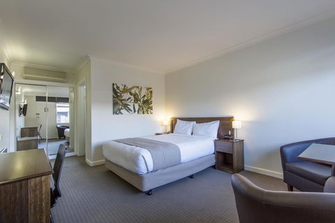 Sunshine Motor Inn - Tourism TAS 3