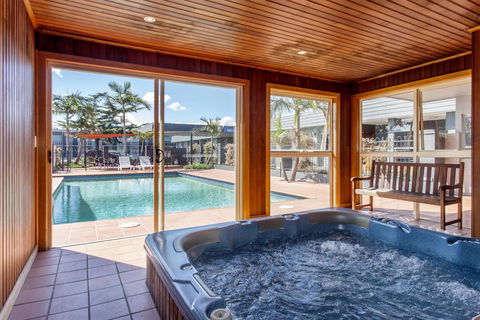 Sunshine Motor Inn - Tourism TAS 1