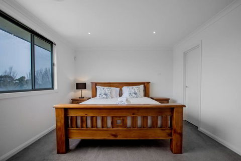 Superb Luxe 5BR House@Point Cook Near Lake - Tourism TAS 1