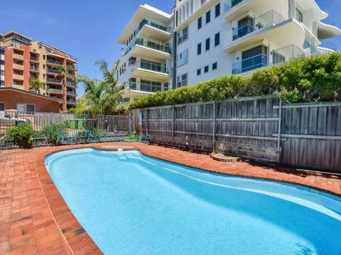 Surf Side Palms 12 - Hobart Tourism 2