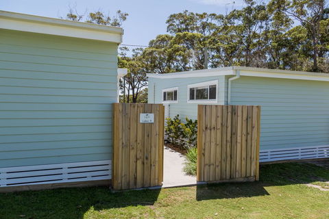 Surfside Cudmirrah Beach - Hobart Tourism 3