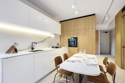 Surry Hills Modern Furnished Self-Contained Apartment (ELZ) - Tourism TAS 3