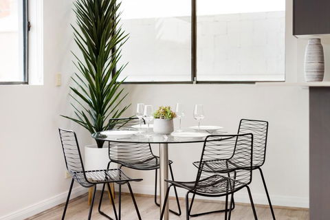 Surry Hills Modern Self-Contained One-Bedroom Apartment (19 FOV) - Tourism TAS 2