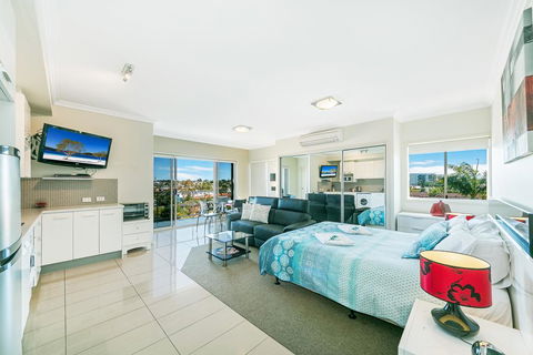 Suttons Beach Apartments - Tourism TAS 1