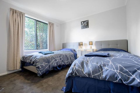 SweetHome2BR@Highton+parking - Tourism TAS 2