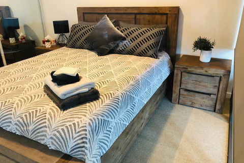 Sydney Olympic Park Luxury Apartment - Hobart Tourism 1