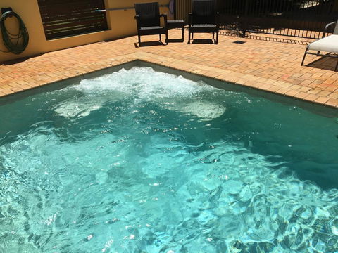 Taihoa Holiday Units Adults Only - Hobart Tourism 3