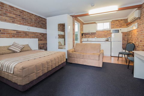 Tally Ho Motor Inn - Hobart Tourism 0