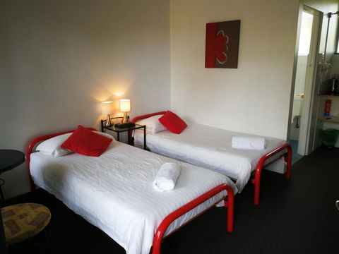 Tamar Cove Motel - Hobart Tourism 3
