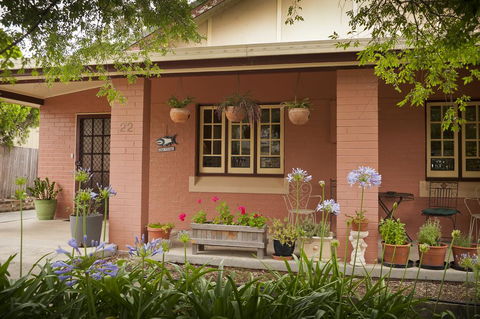 Taree Apartment - Hobart Tourism 1