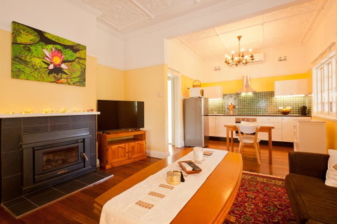 Taree Apartment - Tourism TAS 0