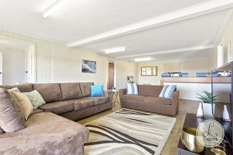 TASSIE SEASIDE SERENITY - L'Abode Accommodation - Tourism TAS 3