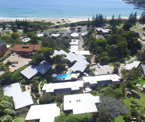 Tathra Beach House Holiday Apartments - Hobart Tourism 0