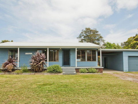 Tea Tree Cottage - Great Yard For Pets And Kids - Hobart Tourism 0