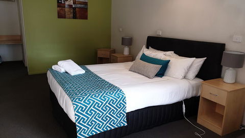 Tenterfield Tavern And Motor Inn - Hobart Tourism 2