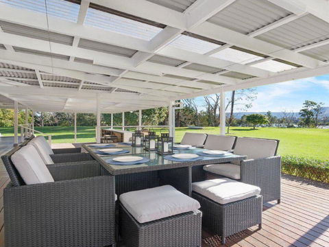 Terara Riverview Estate - Hobart Tourism 1