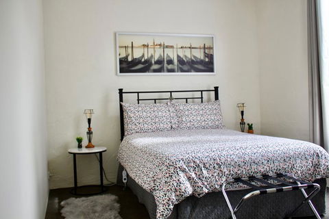 The Apartment - Moyston - Hobart Tourism 1
