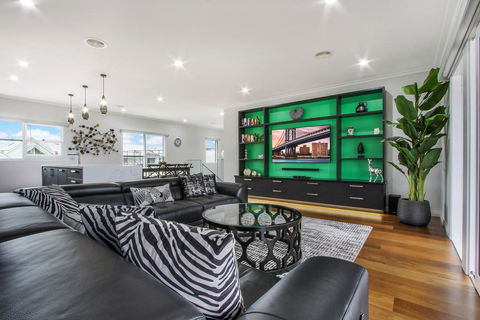 The Apartment, Metung - Tourism TAS 3