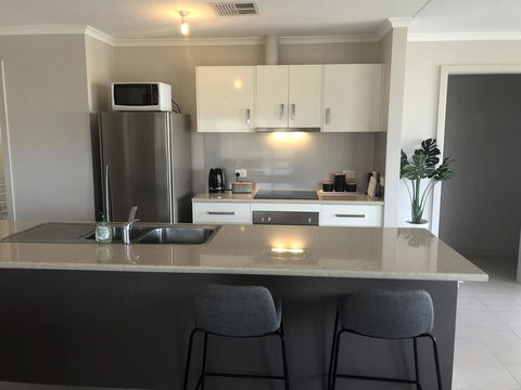 The Baltimore - Family Home Getaway - Hobart Tourism 0