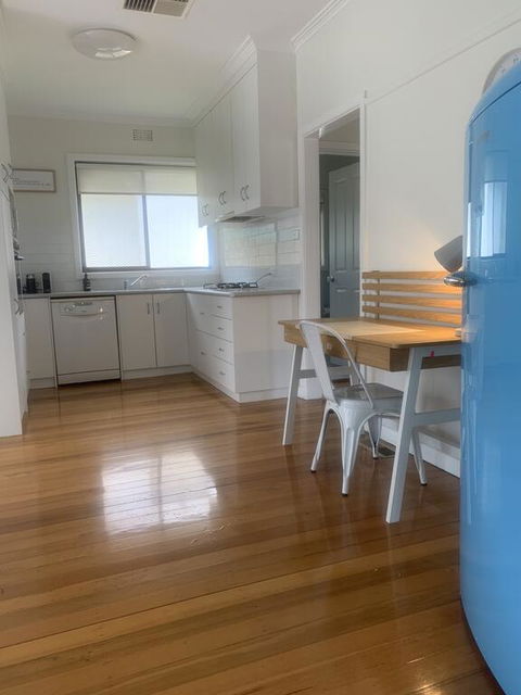 The Batch On Benyon , Fresh And Cute As A Button - Hobart Tourism 2