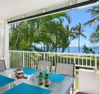 The Beach House 3BR Waterfront Apartment Own WIFI - Hobart Tourism