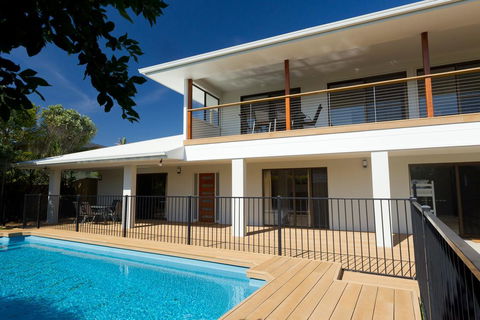 The Beach House At One Mile - 6 Burrawong - Hobart Tourism 0