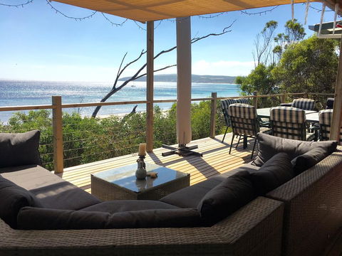 The Beach Shack - Hobart Tourism 0