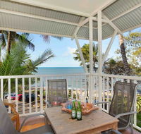 The Beach Shack 3BR Waterfront Resort Own WIFI - Hobart Tourism