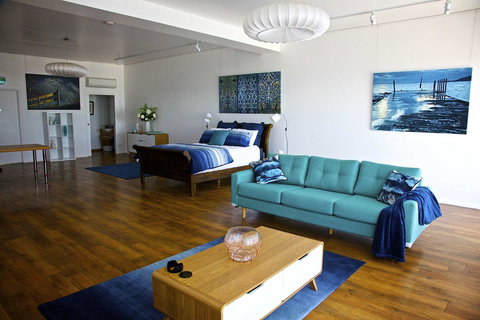 Penguin Beachfront Apartments - Tourism TAS 3