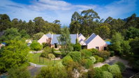 Book Kettering Accommodation Vacations Tourism TAS Tourism TAS