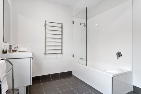 Freycinet Haven - Tourism TAS 18