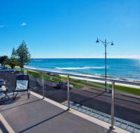 Penguin Waterfront Escape - Hobart Tourism